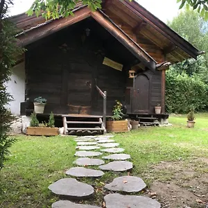 petit-chalet-authentique-bien-situe.hotels-rhonealpes.com/