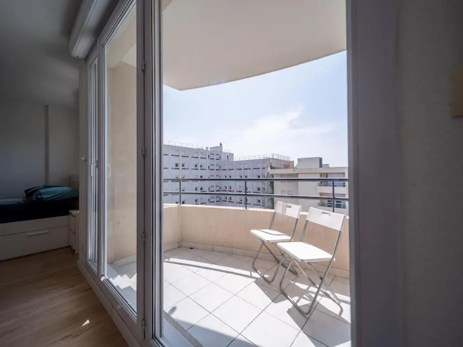 Appartement Tout Equipe Climatise Terrasse Hopital De La Timone Marseille France